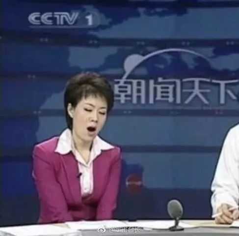 邓紫棋演出服装_邓紫棋台北时装周_邓紫棋的舞台服装造型引起关注，时尚感极强