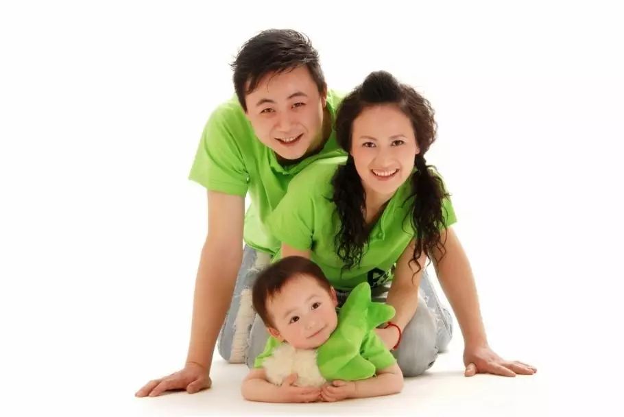 社交资讯_tp官方网站下载中的社交功能，如何增强用户交流与经验分享？_社交平台官网