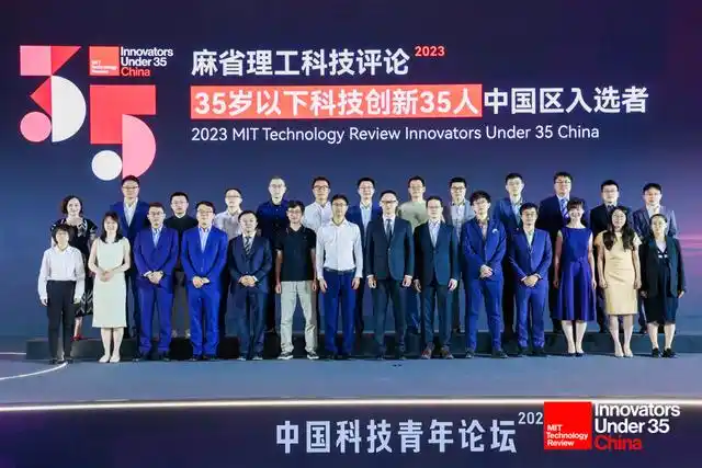 科学家创新精神_TPU的创新与开发：科学家们的贡献_为科技创新做出贡献的科学家